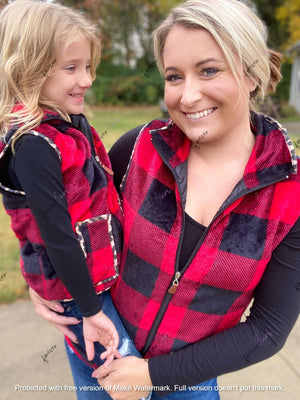 RTS: Mommy & Me Plaid & leopard Vests *