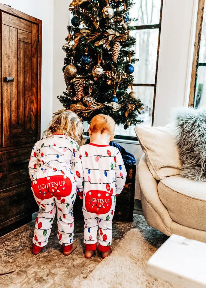 RTS: Christmas Bulb Family Pjs