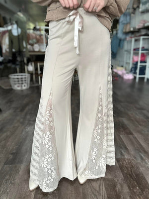 PREORDER: The Wynn Lace Wide Leg Pants 2.24.25 osym