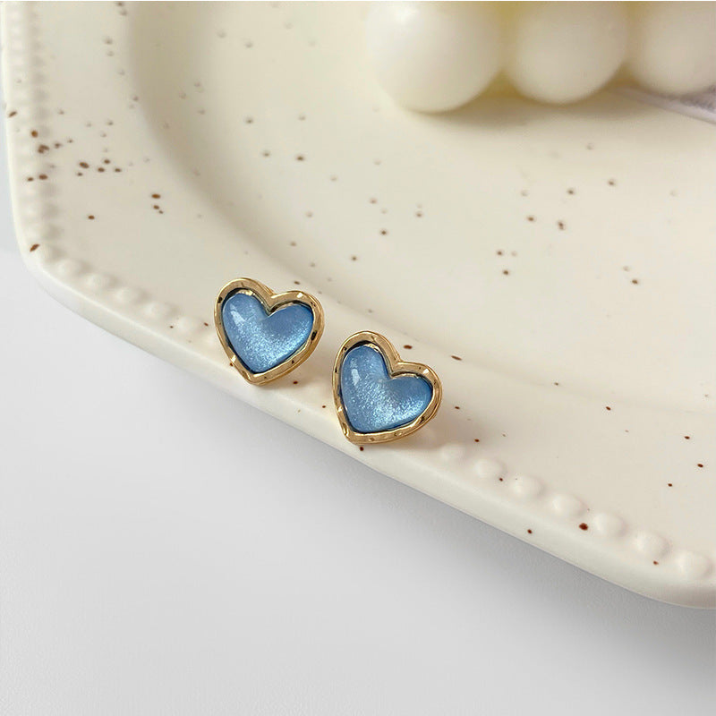 *RTS* Cutie Heart Studs