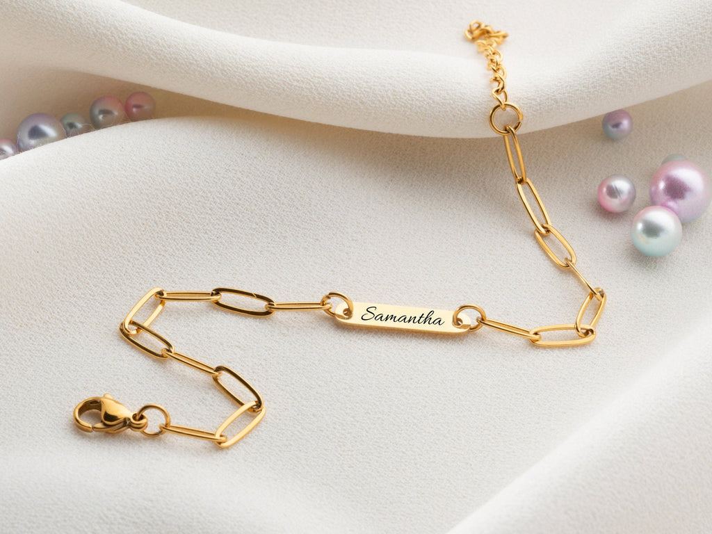 *Preorder: Personalized Name Plate Paperclip Bracelet